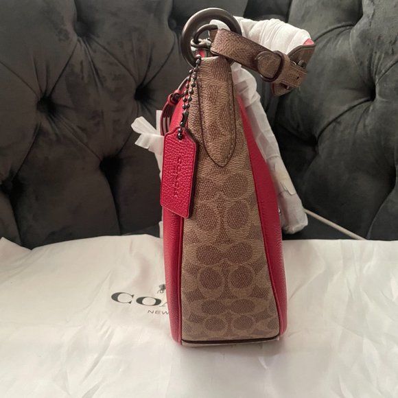 BRAND NEW COACH BAG - Picture 3 of 3